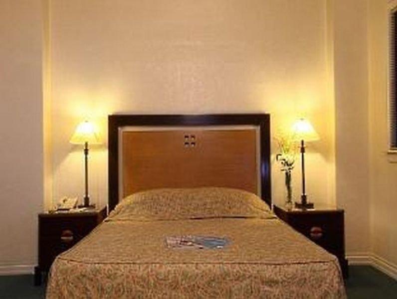 Sunny Bay Suites Manila Eksteriør bilde