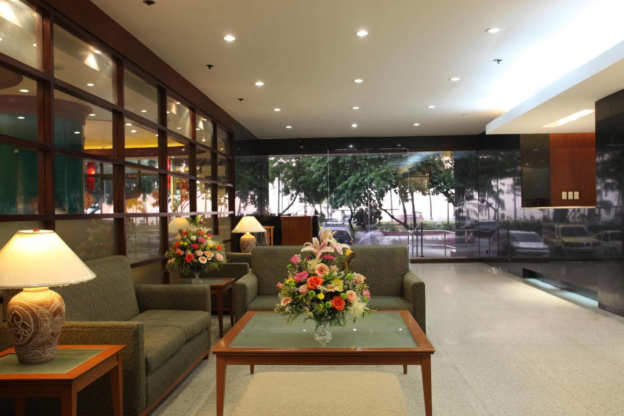 Sunny Bay Suites Manila Eksteriør bilde