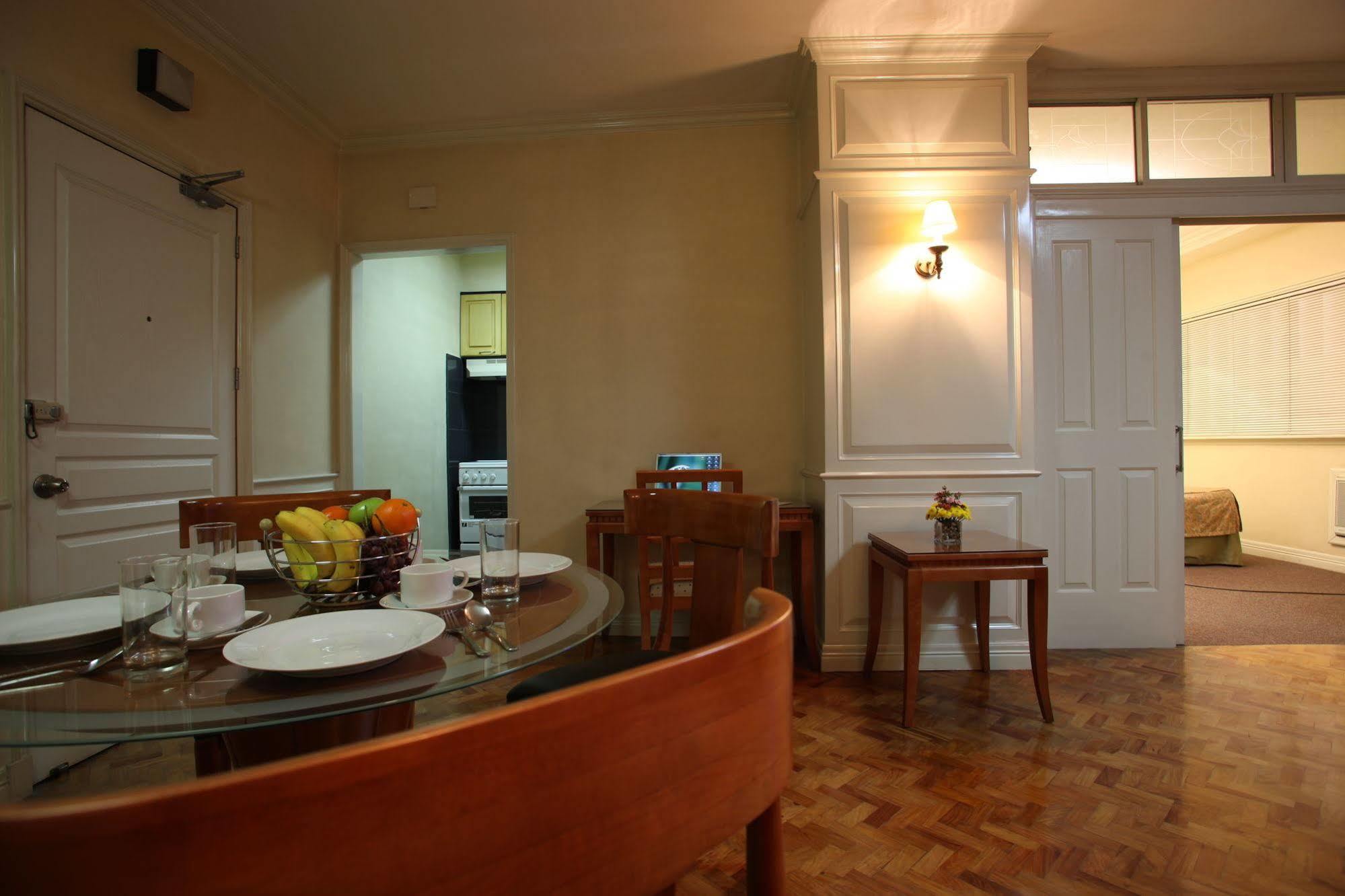 Sunny Bay Suites Manila Eksteriør bilde