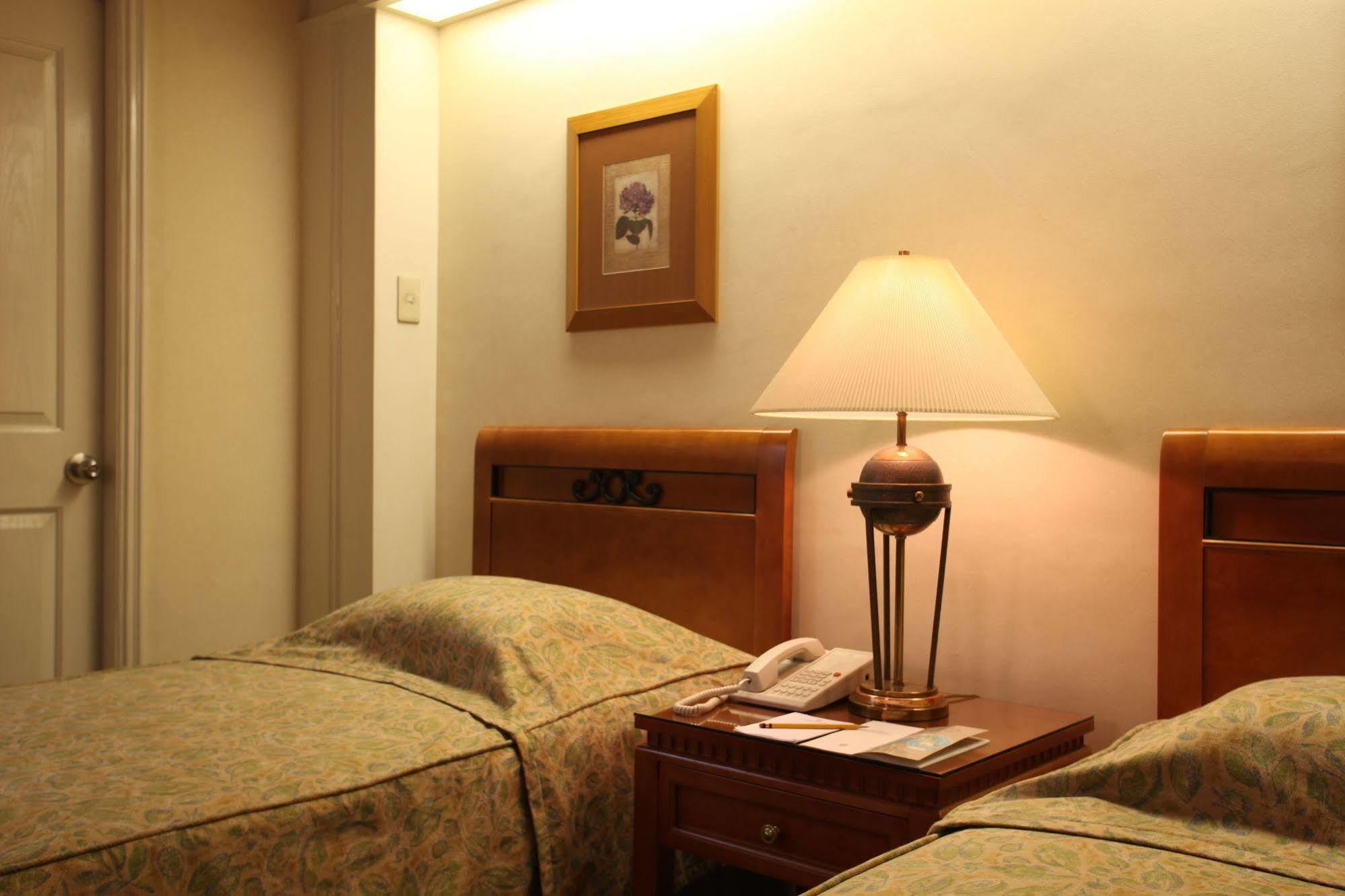 Sunny Bay Suites Manila Eksteriør bilde