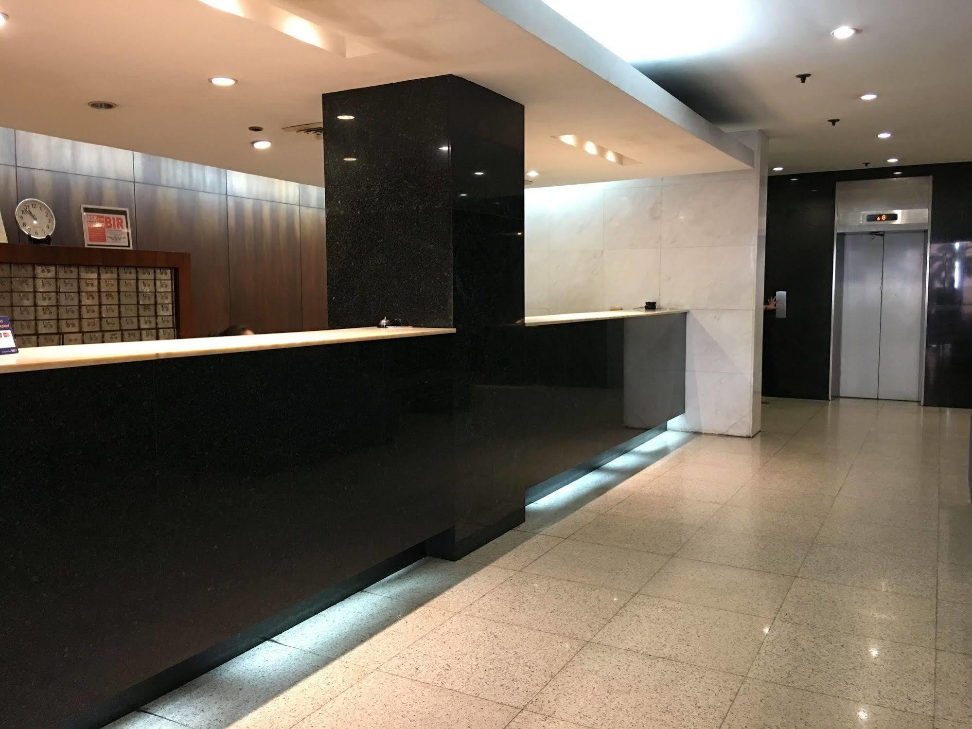 Sunny Bay Suites Manila Eksteriør bilde