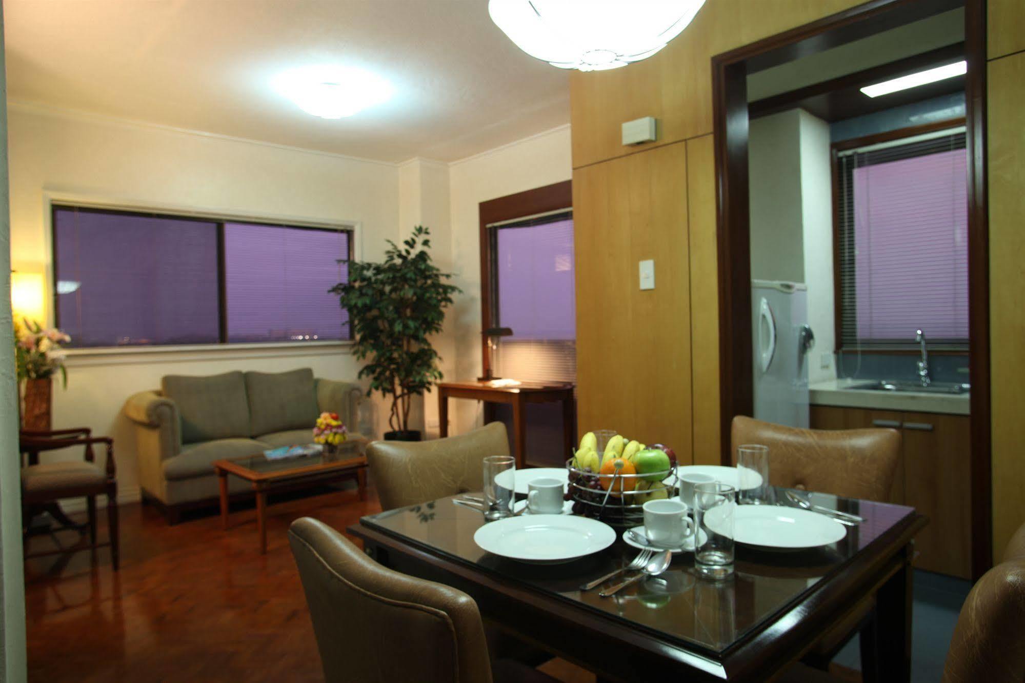 Sunny Bay Suites Manila Eksteriør bilde