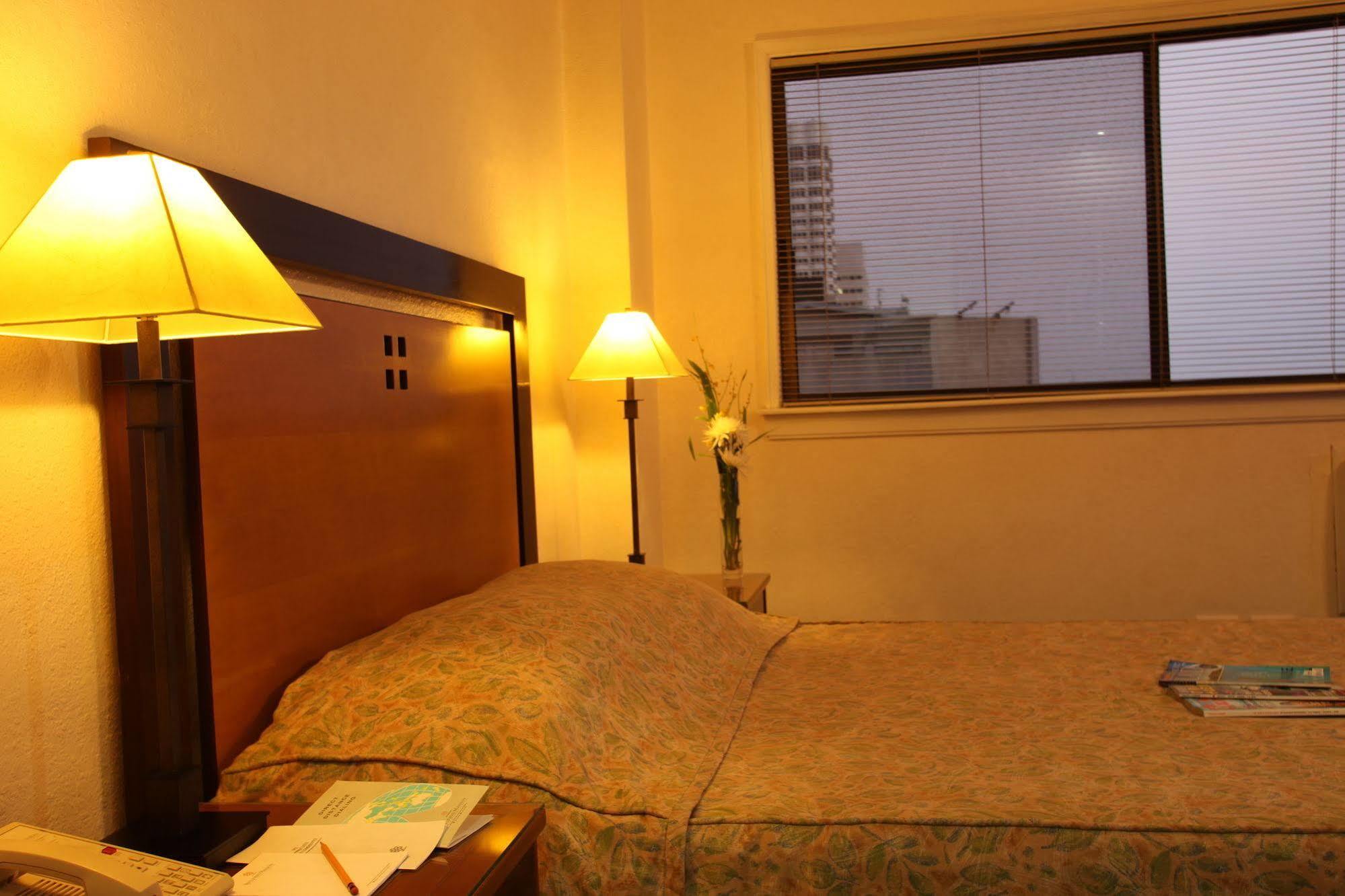 Sunny Bay Suites Manila Eksteriør bilde